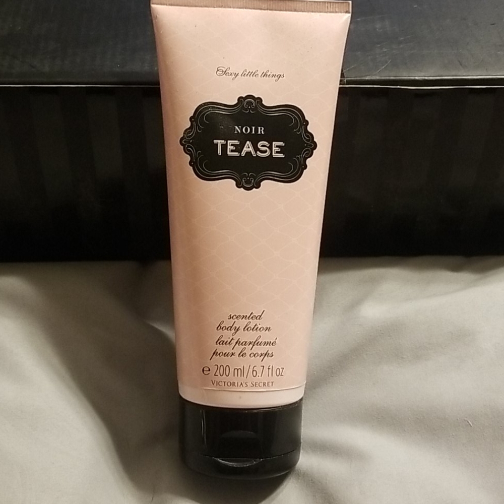 Victoria's secret  tease lotion
